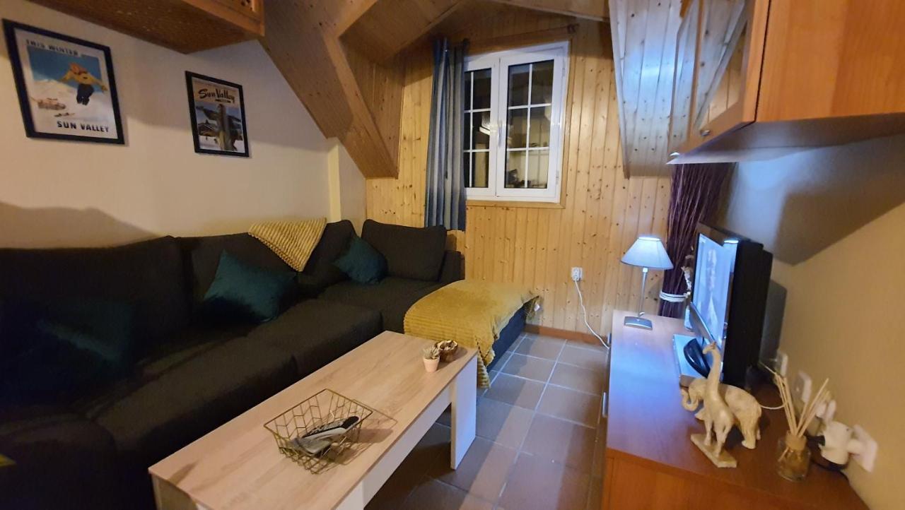Acogedor Apartamento En Sierra Nevada Con Piscina Acceso Directo A Silla Kültér fotó